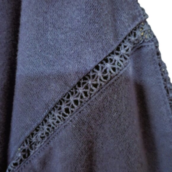 Old Navy Dk Blue 3/4 Sleeve Crochet Embellished Top - XL - Picture 5 of 8